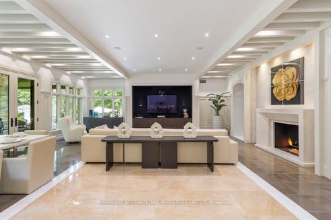Photo 10 at 40 Golf Avenue, East Woodbridge, Vaughan