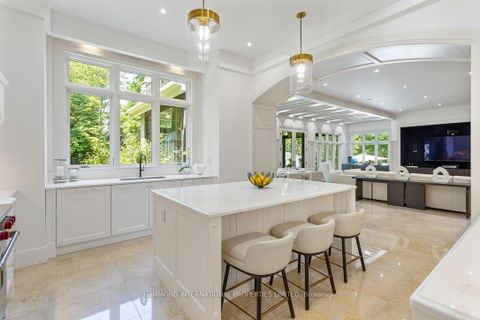 Photo 16 at 40 Golf Avenue, East Woodbridge, Vaughan