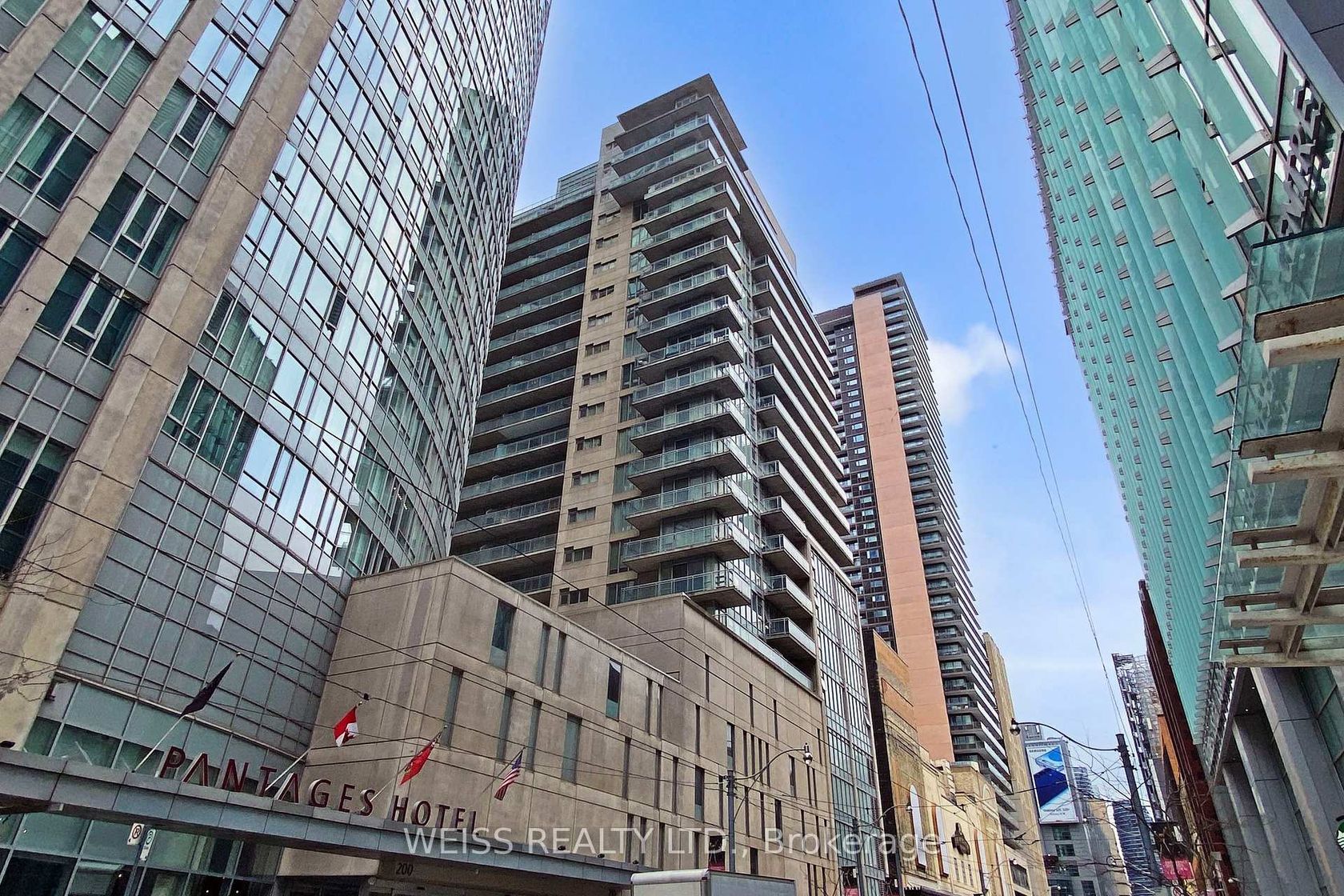 1101 - 220 Victoria Street, Yonge Corridor, Toronto by Loree Meneguzzi Real Estate 1101 - 220 Victoria Street, Yonge Corridor, Toronto