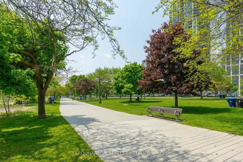 Photo 27 at 3209 - 1926 Lakeshore Boulevard W, Swansea, Toronto