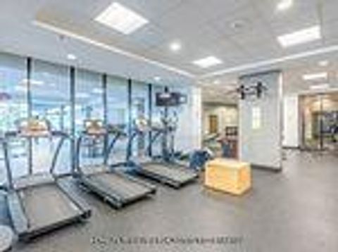Photo 13 at 808 - 2910 HIGHWAY 7 Road W, Concord, Vaughan