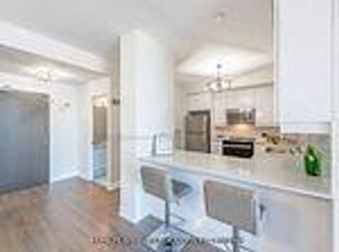Photo 14 at 808 - 2910 HIGHWAY 7 Road W, Concord, Vaughan
