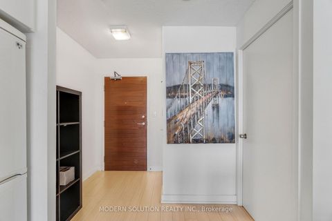Photo 6 at 925 - 10 Capreol Court, Waterfront Communities C1, Toronto