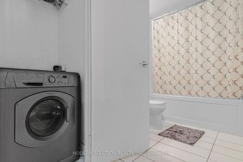 Photo 20 at 925 - 10 Capreol Court, Waterfront Communities C1, Toronto