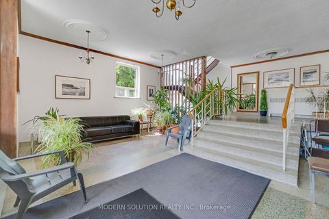Photo 2 at 1 - 8 Kinsdale Boulevard, Queensway, Toronto