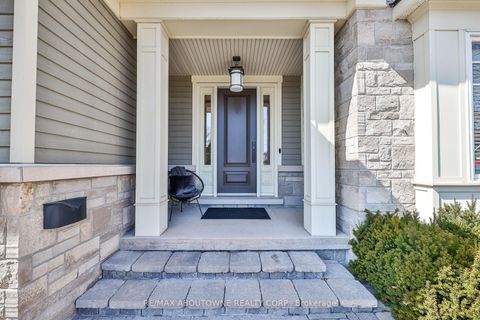 Photo 1 at 283 Jennings Crescent, BR Bronte, Oakville