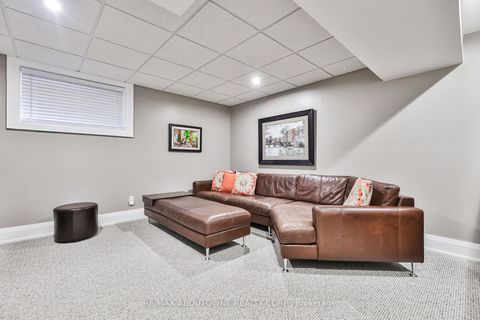 Photo 27 at 283 Jennings Crescent, BR Bronte, Oakville