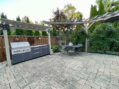Photo 31 at 283 Jennings Crescent, BR Bronte, Oakville