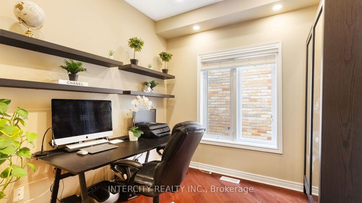 Photo 20 at 16 Venice Gate Drive, Vellore Village, Vaughan