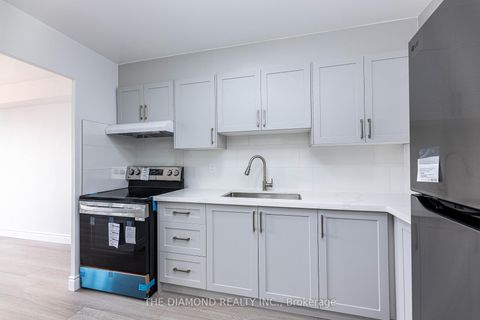 Photo 16 at 3206 - 3 Massey Square, Crescent Town, Toronto