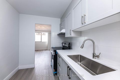 Photo 17 at 3206 - 3 Massey Square, Crescent Town, Toronto