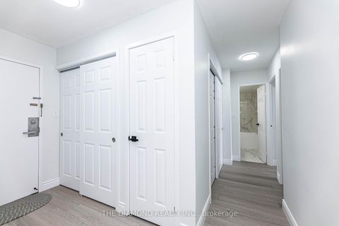Photo 20 at 3206 - 3 Massey Square, Crescent Town, Toronto
