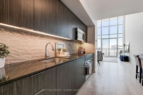 Photo 7 at 505 - 5 Hanna Avenue, Niagara, Toronto