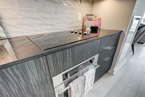 Photo 8 at 505 - 5 Hanna Avenue, Niagara, Toronto