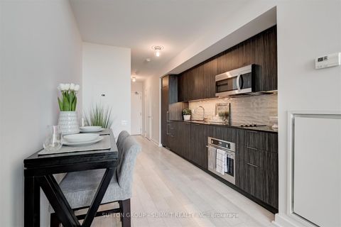 Photo 10 at 505 - 5 Hanna Avenue, Niagara, Toronto
