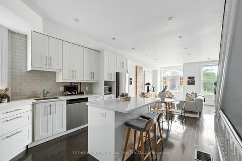 Photo 7 at 31 Major Street, University, Toronto