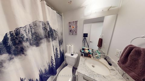 Photo 9 at 726 - 36 LISGAR Street, Little Portugal, Toronto