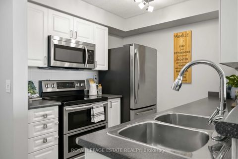 Photo 5 at 325 - 684 Warden Avenue, Birchmount, Toronto