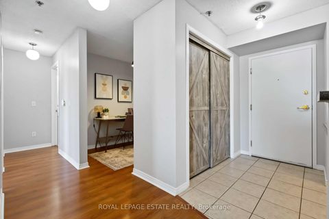 Photo 10 at 325 - 684 Warden Avenue, Birchmount, Toronto
