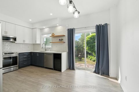 Photo 10 at 215 Canada Drive, Vellore Village, Vaughan
