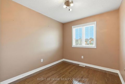 Photo 21 at 215 Canada Drive, Vellore Village, Vaughan