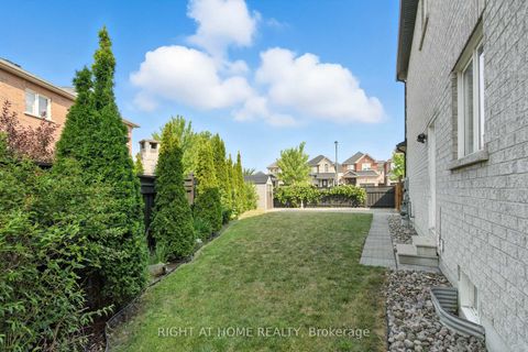 Photo 34 at 215 Canada Drive, Vellore Village, Vaughan