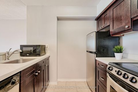 Photo 9 at 617 - 44 St Joseph Street, Bay Street Corridor, Toronto