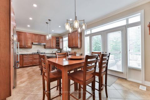 Photo 7 at 3260 Ribble Crescent, BC Bronte Creek, Oakville