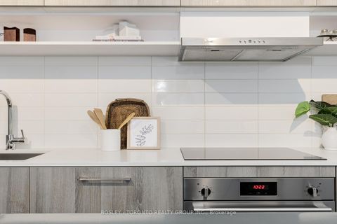 Photo 9 at 844 - 5 Soudan Avenue, Mount Pleasant West, Toronto
