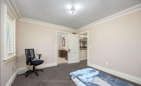 Photo 19 at 10 Bainbridge Avenue, Clanton Park, Toronto