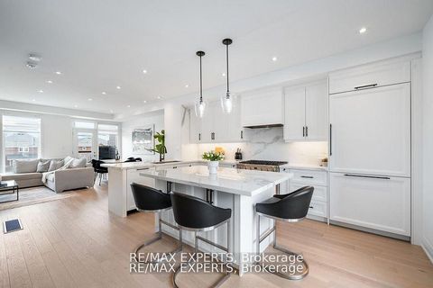 Photo 12 at 13 Shatner Turnabout Crescent, East Woodbridge, Vaughan