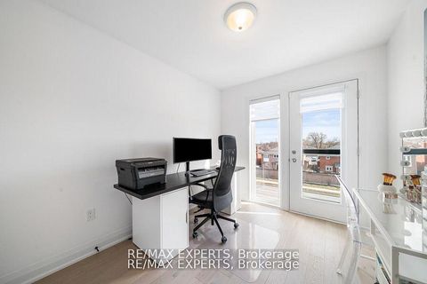 Photo 29 at 13 Shatner Turnabout Crescent, East Woodbridge, Vaughan