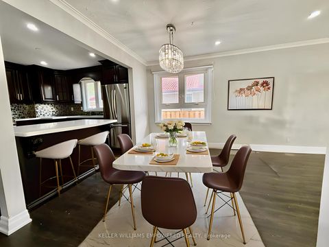 Photo 2 at 33 Rutledge Avenue, Eglinton East, Toronto