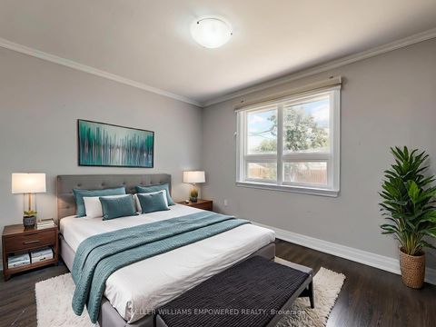 Photo 8 at 33 Rutledge Avenue, Eglinton East, Toronto