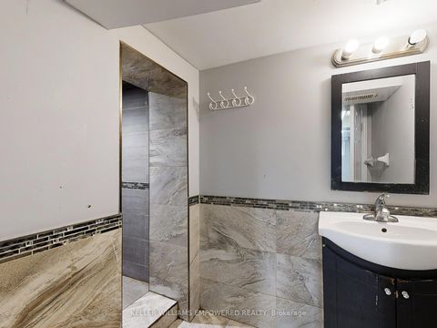 Photo 17 at 33 Rutledge Avenue, Eglinton East, Toronto