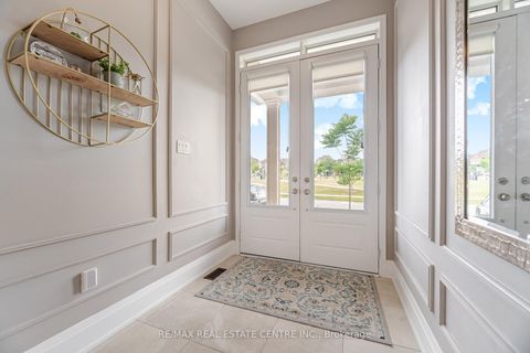 Photo 5 at 21 Arctic Grail Road, Kleinburg, Vaughan
