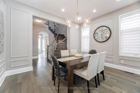 Photo 7 at 21 Arctic Grail Road, Kleinburg, Vaughan