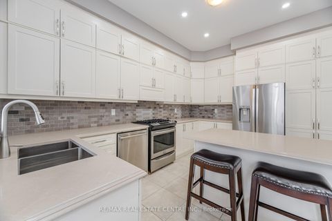 Photo 21 at 21 Arctic Grail Road, Kleinburg, Vaughan