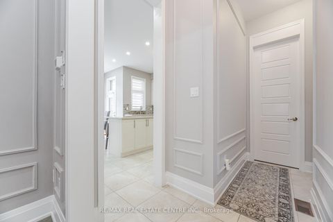 Photo 23 at 21 Arctic Grail Road, Kleinburg, Vaughan