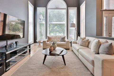 Photo 6 at 1165 Jeff Drive, CV Clearview, Oakville