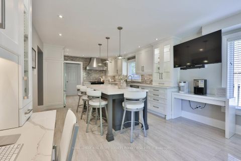 Photo 10 at 1165 Jeff Drive, CV Clearview, Oakville