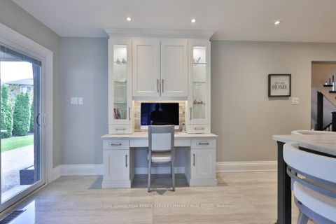 Photo 13 at 1165 Jeff Drive, CV Clearview, Oakville
