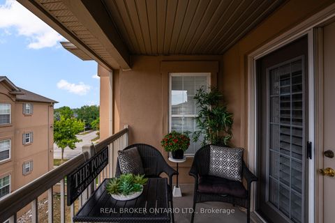 Photo 16 at 413 - 1460 Bishops Gate, GA Glen Abbey, Oakville