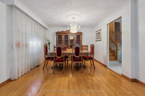 Photo 5 at 152 Weir Crescent, West Hill, Toronto