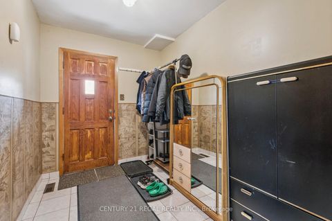 Photo 14 at 152 Weir Crescent, West Hill, Toronto