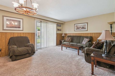 Photo 17 at 152 Weir Crescent, West Hill, Toronto