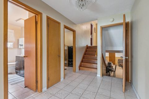 Photo 19 at 152 Weir Crescent, West Hill, Toronto