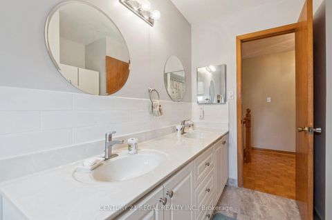 Photo 24 at 152 Weir Crescent, West Hill, Toronto