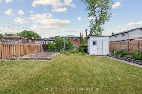 Photo 27 at 152 Weir Crescent, West Hill, Toronto