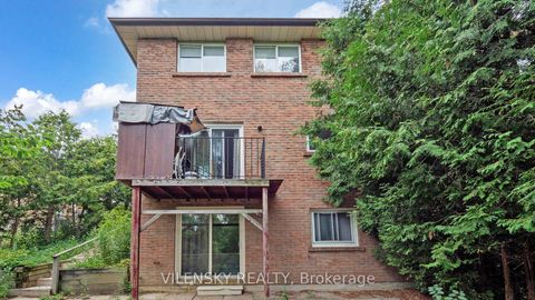 Photo 5 at 183 Robert Hicks Drive, Branson, Toronto